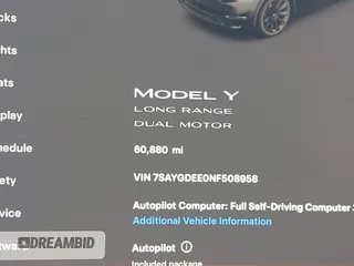 2022 Tesla Model Y Long Range z VIN 7SAYGDEE0NF508958, wystawiony jako IAAI lot #42191819 z przebiegiem 60 880 mil mil oraz . Historia ofert i sprzedaży dostępna na DreamBid. Obrazek 15.