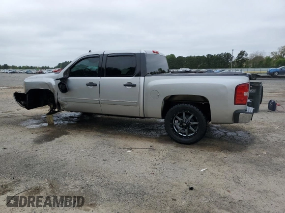 2011 Chevrolet Silverado 1500 LT with VIN 3GCPCSE09BG153677, listed as a Copart auction lot 51239145 with 190,606 mi miles and Salvage Title. Bid and sale history available at DreamBid. Image 2.