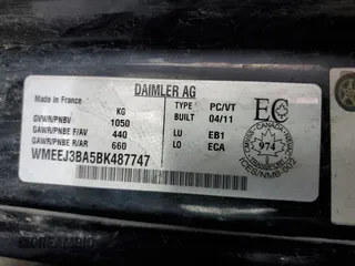 2011 Smart fortwo Pure z VIN WMEEJ3BA5BK487747, wystawiony jako Copart lot #49703445 z przebiegiem 93 489 mil mil oraz Szkoda całkowita • Salvage title. Historia ofert i sprzedaży dostępna na DreamBid. Obrazek 13.