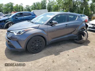 2019 Toyota C-HR XLE z VIN JTNKHMBX5K1025973, wystawiony jako Copart lot #59729485 z przebiegiem 117 559 mil mil oraz Czysty tytuł • Clean title. Historia ofert i sprzedaży dostępna na DreamBid. Obrazek 1.
