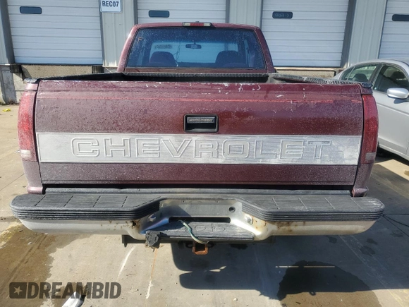 1997 Chevrolet Silverado 1500 with VIN 2GCEK19R3V1277602, listed as a Copart auction lot 45843165 with 417,524 mi miles and Salvage Title. Bid and sale history available at DreamBid. Image 6.