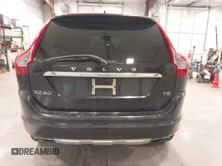 2015 Volvo XC60 T5 Drive-E Premier с VIN YV426MDB9F2590428, выставлен на аукционе IAAI как лот 41868159 с пробегом 121 282 миль миль и . История ставок и продаж доступна на DreamBid. Изображение 16.
