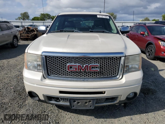 2010 GMC Sierra 1500 Denali z VIN 3GTRKXE20AG280035, wystawiony jako Copart lot #51327485 z przebiegiem 290 600 mil mil oraz Szkoda całkowita • Salvage title. Historia ofert i sprzedaży dostępna na DreamBid. Obrazek 5.