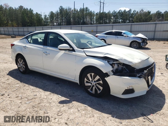 2020 Nissan Altima S with VIN 1N4BL4BV6LC192548, listed as a Copart auction lot 50990385 with 69,225 mi miles and Salvage Title. Bid and sale history available at carsss.com. Image 4.
