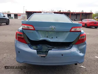 2012 Toyota Camry L z VIN 4T1BF1FK8CU517092, wystawiony jako IAAI lot #42124779 z przebiegiem 73 183 mil mil oraz . Historia ofert i sprzedaży dostępna na DreamBid. Obrazek 17.