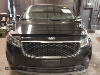 2016 Kia Sedona LX with VIN KNDMB5C10G6196316, listed as a IAAI auction lot 41766504 with 109,785 mi miles. Bid and sale history available at carsss.com. Image 12.