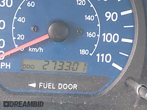 2002 Toyota Sienna LE with VIN 4T3ZF13C62U427621, listed as a IAAI auction lot 41046114 with 273,301 mi miles. Bid and sale history available at carsss.com. Image 7.
