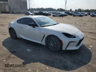 2023 Toyota GR86 with VIN JF1ZNBC11P8757595, listed as a Copart auction lot 69376574 with 34,450 mi miles and Salvage Title. Bid and sale history available at carsss.com. Image 4.