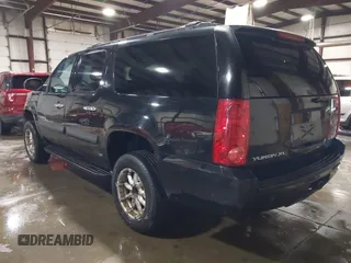 2007 GMC Yukon XL SLT with VIN 1GKFK16377R203165, listed as a IAAI auction lot 41622346 with 315,618 mi miles. Bid and sale history available at carsss.com. Image 3.