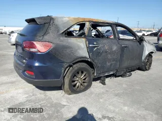 2019 Kia Sorento LX z VIN 5XYPG4A5XKG490455, wystawiony jako Copart lot #57693815 z przebiegiem Nie podano mil oraz Nie do naprawy • Non repairable. Historia ofert i sprzedaży dostępna na DreamBid. Obrazek 3.