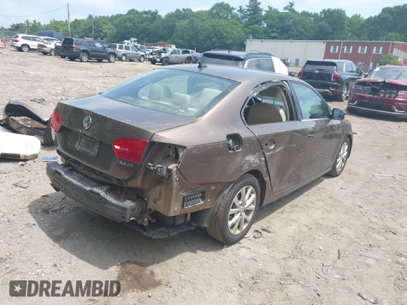 2013 Volkswagen Jetta SE with VIN 3VWDP7AJ0DM296778, listed as a IAAI auction lot 42546502 with 153,882 mi miles and . Bid and sale history available at DreamBid. Image 4.