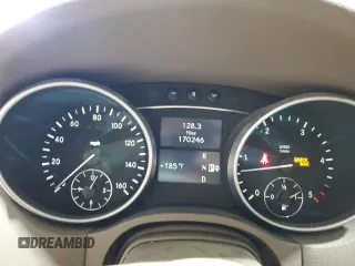 2008 Mercedes-Benz M 320 CDI z VIN 4JGBB22E78A376770, wystawiony jako Copart lot #41861435 z przebiegiem 170 246 mil mil oraz Czysty tytuł • Clean title. Historia ofert i sprzedaży dostępna na DreamBid. Obrazek 9.