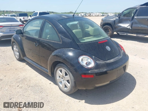2007 Volkswagen Beetle with VIN 3VWRW31C27M506191, listed as a IAAI auction lot 42522294 with 154,172 mi miles and . Bid and sale history available at DreamBid. Image 3.