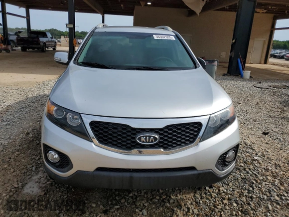 2013 Kia Sorento LX with VIN 5XYKT4A24DG339500, listed as a Copart auction lot 56302605 with 166,733 mi miles and Salvage title. Bid and sale history available at DreamBid. Image 5.