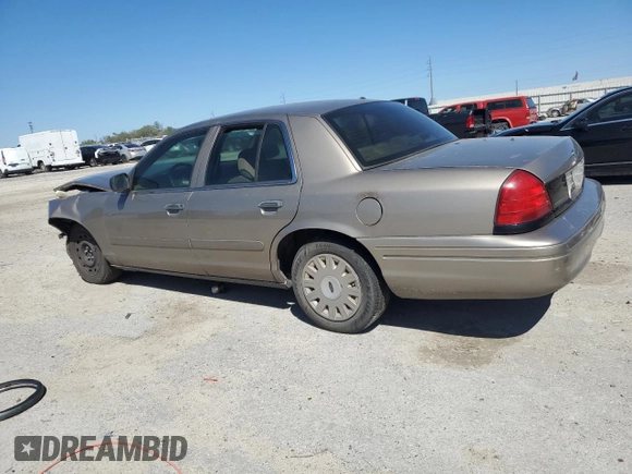 2003 Ford Police Interceptor Street Appear z VIN 2FAFP71W03X104811, wystawiony jako Copart lot #49307995 z przebiegiem 242 937 mil mil oraz Szkoda całkowita • Salvage title. Historia ofert i sprzedaży dostępna na DreamBid. Obrazek 2.
