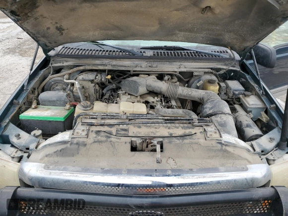 1999 Ford F-250 with VIN 1FTNF21S8XEA67992, listed as a Copart auction lot 44249795 with 157,528 mi miles and Salvage title. Bid and sale history available at DreamBid. Image 11.