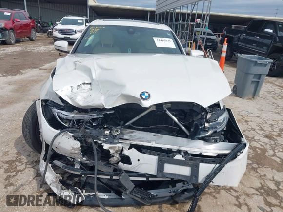 2021 BMW 3 Series 330i with VIN 3MW5R1J09M8C08399, listed as a IAAI auction lot 42483945 with 16,049 mi miles and . Bid and sale history available at DreamBid. Image 12.