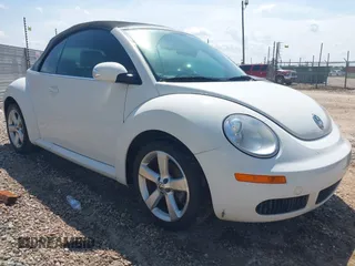 2007 Volkswagen Beetle Triple White with VIN 3VWFF31Y77M421510, listed as a IAAI auction lot 42682813 with 113,766 mi miles and . Bid and sale history available at DreamBid. Image 1.