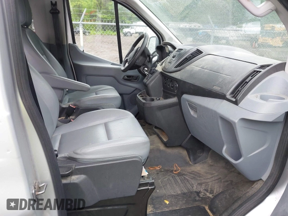 2015 Ford Transit XL с VIN 1FMZK1YM6FKA19837, выставлен на аукционе IAAI как лот 42367993 с пробегом 138 900 миль миль и . История ставок и продаж доступна на DreamBid. Изображение 5.