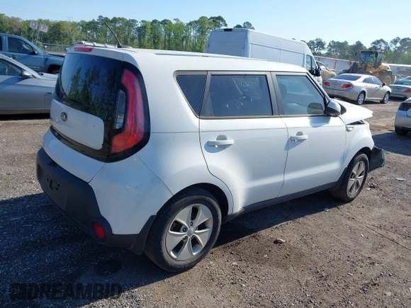 2014 Kia Soul with VIN KNDJN2A29E7058611, listed as a IAAI auction lot 41997441 with 126,757 mi miles. Bid and sale history available at carsss.com. Image 4.
