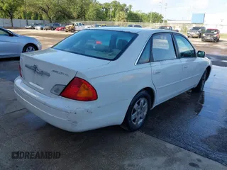 2000 Toyota Avalon XL with VIN 4T1BF28BXYU100079, listed as a IAAI auction lot 41925779 with 126,463 mi miles and . Bid and sale history available at DreamBid. Image 4.