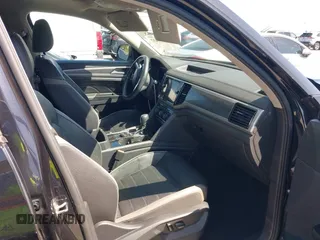 2021 Volkswagen Atlas SEL Premium z VIN 1V2TR2CA8MC512367, wystawiony jako IAAI lot #41936437 z przebiegiem 62 416 mil mil oraz . Historia ofert i sprzedaży dostępna na DreamBid. Obrazek 5.