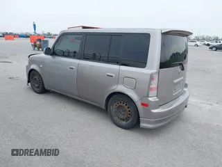 2005 Scion xB z VIN JTLKT324950174470, wystawiony jako IAAI lot #39098296 z przebiegiem 212 252 mil mil oraz . Historia ofert i sprzedaży dostępna na DreamBid. Obrazek 3.