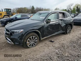 2024 Mercedes-Benz GLC 300 z VIN W1NKM4HB3RF121621, wystawiony jako Copart lot #53678415 z przebiegiem 21 677 mil mil oraz Czysty tytuł • Clean title. Historia ofert i sprzedaży dostępna na DreamBid. Obrazek 1.
