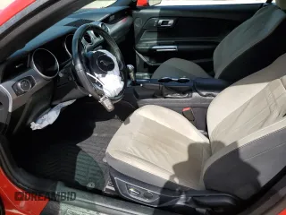 2019 Ford Mustang EcoBoost z VIN 1FATP8UH5K5205218, wystawiony jako Copart lot #60921505 z przebiegiem 70 142 mil mil oraz Nie do naprawy • Non repairable. Historia ofert i sprzedaży dostępna na DreamBid. Obrazek 7.