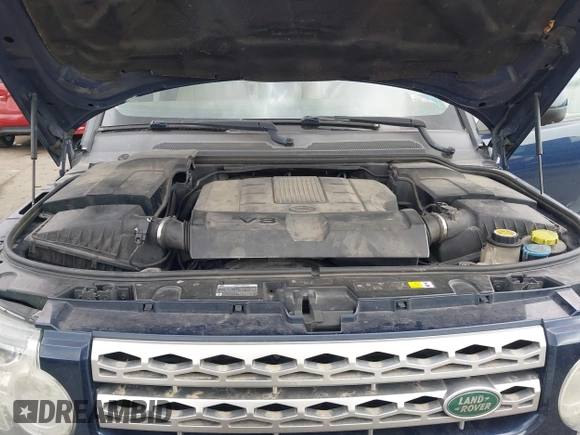 2011 Land Rover LR4 HSE with VIN SALAG2D49BA561361, listed as a IAAI auction lot 42126579 with 186,210 mi miles and . Bid and sale history available at DreamBid. Image 10.