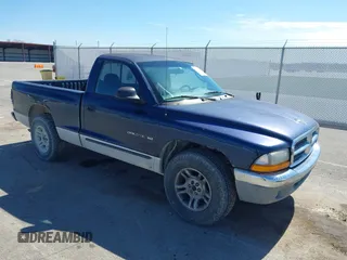 2001 Dodge Dakota with VIN 1B7FL26X41S182146, listed as a IAAI auction lot 41802021 with 202,073 mi miles. Bid and sale history available at carsss.com. Image 1.
