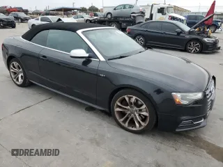 2013 Audi S5 Premium Plus z VIN WAUCGAFH8DN008302, wystawiony jako Copart lot #82391484 z przebiegiem 79 113 mil mil oraz Szkoda całkowita • Salvage title. Historia ofert i sprzedaży dostępna na DreamBid. Obrazek 4.