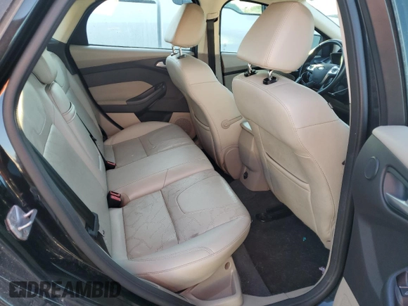 2013 Ford Focus Electric z VIN 1FADP3R44DL378627, wystawiony jako Copart lot #83787714 z przebiegiem 49 803 mil mil oraz Tytuł czysty. Historia ofert i sprzedaży dostępna na DreamBid. Obrazek 10.