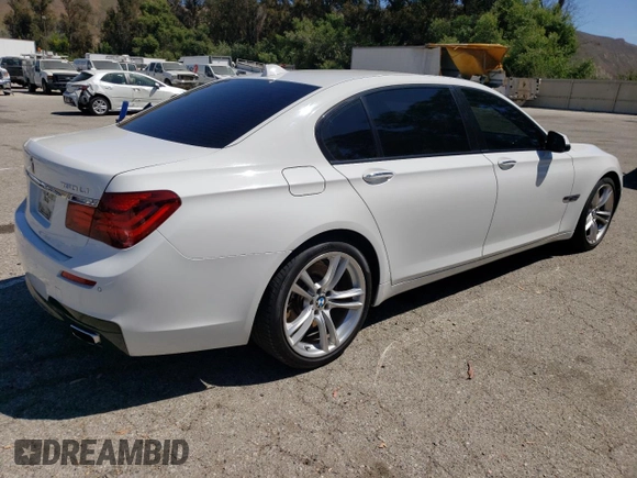 2015 BMW 7 Series 750Li z VIN WBAYE8C50FD782356, wystawiony jako Copart lot #64578895 z przebiegiem 195 656 mil mil oraz Czysty tytuł • Clean title. Historia ofert i sprzedaży dostępna na DreamBid. Obrazek 3.