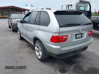 2005 BMW X5 4.4i with VIN 5UXFB53545LV18027, listed as a IAAI auction lot 41902787 with 1 mi miles. Bid and sale history available at carsss.com. Image 3.