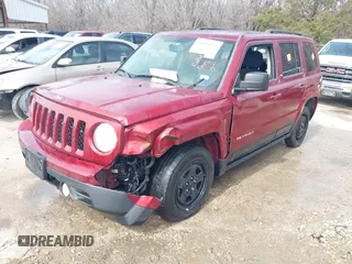 2015 Jeep Patriot Sport with VIN 1C4NJPBB3FD361332, listed as a IAAI auction lot 41691132 with Not Provided miles. Bid and sale history available at carsss.com. Image 2.