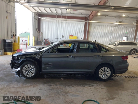 2019 Volkswagen Jetta S with VIN 3VWC57BU3KM070838, listed as a IAAI auction lot 42010372 with 89,999 mi miles and . Bid and sale history available at DreamBid. Image 15.