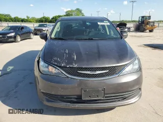 2017 Chrysler Pacifica Touring with VIN 2C4RC1DGXHR635904, listed as a Copart auction lot 54274085 with 141,345 mi miles and Salvage Title. Bid and sale history available at DreamBid. Image 5.