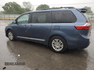 2017 Toyota Sienna XLE Auto Access Seat z VIN 5TDYZ3DC2HS836433, wystawiony jako Copart lot #57612545 z przebiegiem 263 759 mil mil oraz Szkody całkowita. Historia ofert i sprzedaży dostępna na DreamBid. Obrazek 2.