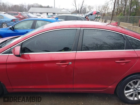 2015 Hyundai Sonata 2.4L SE with VIN 5NPE24AF7FH188232, listed as a IAAI auction lot 41811518 with 140,850 mi miles. Bid and sale history available at carsss.com. Image 14.