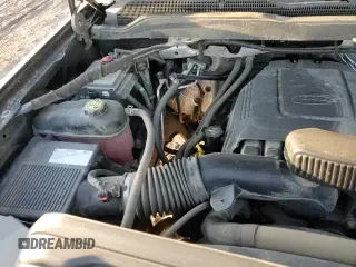 2017 Chevrolet Silverado 3500HD Work Truck с VIN 1GC4KYCG4HF187514, выставлен на аукционе Copart как лот 50652095 с пробегом 129 462 миль миль и Списание • Salvage title. История ставок и продаж доступна на DreamBid. Изображение 13.