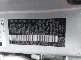 2006 Toyota Matrix STD with VIN 2T1KR32E86C603138, listed as a IAAI auction lot 42012140 with 251,493 mi miles and . Bid and sale history available at carsss.com. Image 9.