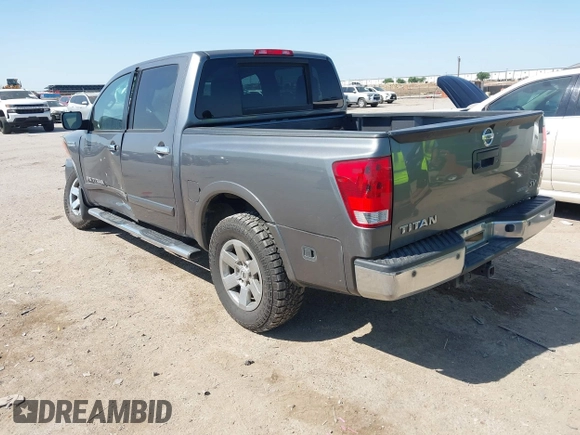 2015 Nissan Titan SV z VIN 1N6BA0ED5FN508975, wystawiony jako IAAI lot #42032737 z przebiegiem 97 432 mil mil oraz . Historia ofert i sprzedaży dostępna na DreamBid. Obrazek 3.