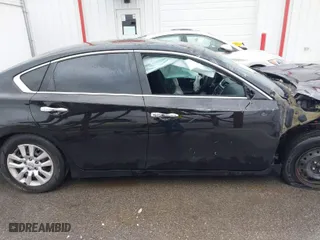 2018 Nissan Altima 2.5 S with VIN 1N4AL3AP3JC116050, listed as a IAAI auction lot 41082619 with 164,787 mi miles. Bid and sale history available at carsss.com. Image 14.