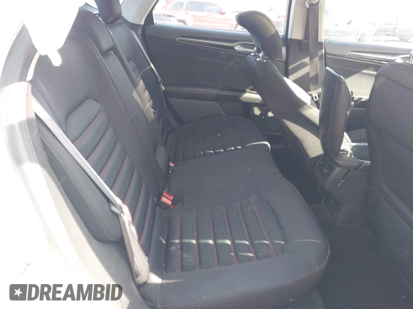 2014 Ford Fusion SE with VIN 3FA6P0H98ER168460, listed as a IAAI auction lot 41948476 with 186,258 mi miles and . Bid and sale history available at carsss.com. Image 8.