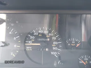 1994 Jeep Grand Cherokee Laredo с VIN 1J4GZ58S4RC330351, выставлен на аукционе IAAI как лот 42444158 с пробегом 186 528 миль миль и . История ставок и продаж доступна на DreamBid. Изображение 7.