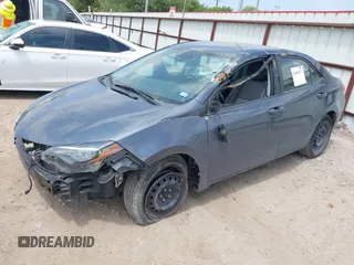 2019 Toyota Corolla L z VIN 5YFBURHE9KP863275, wystawiony jako IAAI lot #42045527 z przebiegiem 83 106 mil mil oraz . Historia ofert i sprzedaży dostępna na DreamBid. Obrazek 18.