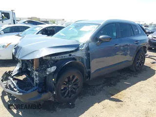 2024 Mazda CX-50 S Preferred z VIN 7MMVABBM7RN165817, wystawiony jako IAAI lot #42313129 z przebiegiem Nie podano mil oraz . Historia ofert i sprzedaży dostępna na DreamBid. Obrazek 2.