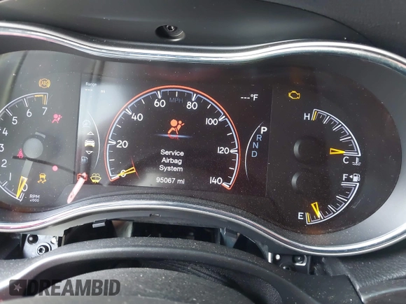 2018 Jeep Grand Cherokee Laredo E с VIN 1C4RJFAG8JC500877, выставлен на аукционе IAAI как лот 41797456 с пробегом 95 067 миль миль и . История ставок и продаж доступна на DreamBid. Изображение 7.