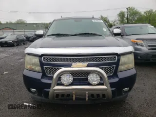 2009 Chevrolet Tahoe LTZ with VIN 1GNFK33009R277510, listed as a Copart auction lot 55766245 with 213,530 mi miles and Clean title. Bid and sale history available at DreamBid. Image 5.